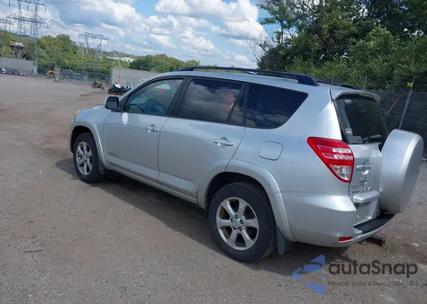 2010 Toyota Rav4 Limited V6 z USA, uszkodzony, nr VIN JTMDK4DV7AD012679